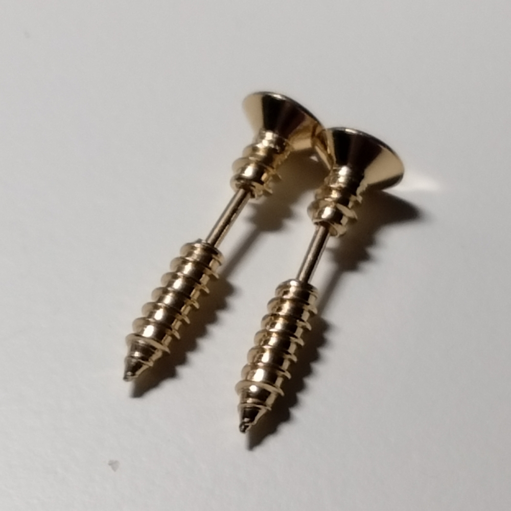 Broa Grand Earring - Picture 3 of 3